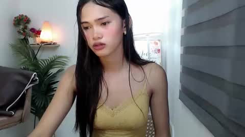 ursandra_xx online show from November 2025 05:39:02 AM