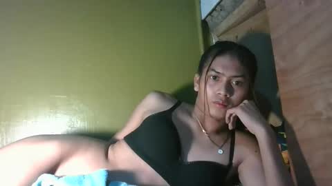 Snapshot of ursexy_diamondcum chatting on March 2026 10:10:02 AM RAZ online show from March 2026 10:10:02 AM