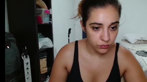 ursumi1 online show from September 2025 12:38:01 PM