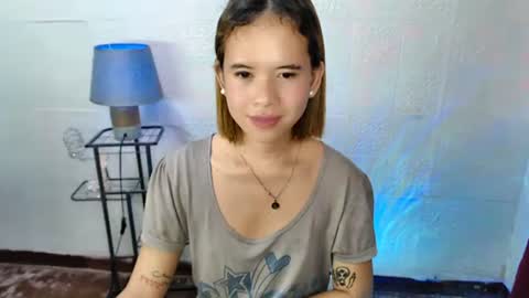 hello your sweetgirl thallea  online show from February 2025 02:37:01 PM
