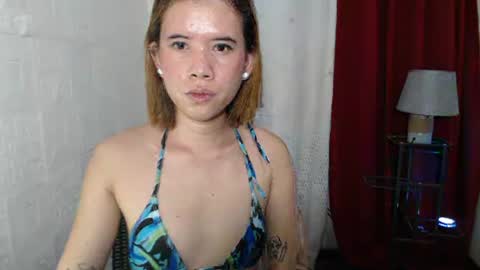 hello your sweetgirl thallea  online show from February 2025 02:16:02 PM