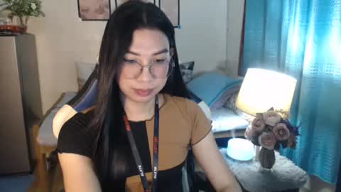 Ashley Kate Mateo Gray online show from February 2025 02:58:02 PM