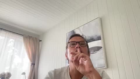 P online show from November 2025 10:32:02 PM