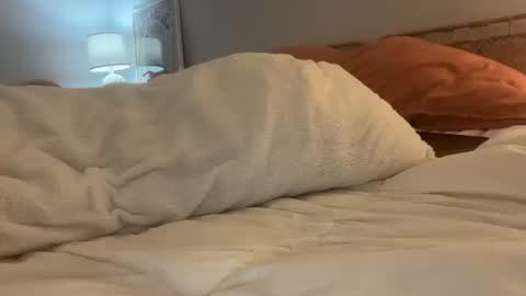 Lily online show from October 2025 02:21:01 AM