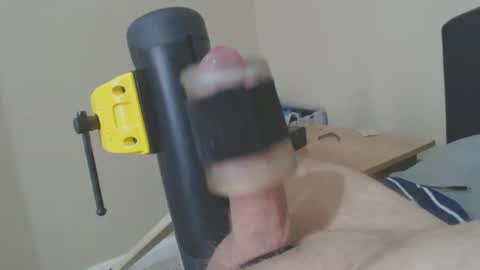 usedtoy72 online show from April 2026 10:02:02 AM