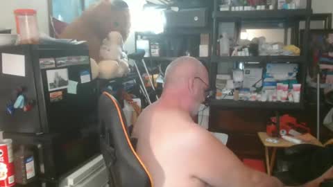 Snapshot of usgoober chatting on June 2026 11:45:01 AM Eric online show from June 2026 11:45:01 AM