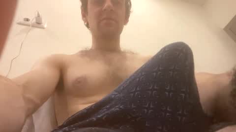 Snapshot of uverinc chatting on March 2025 03:29:01 AM Uverinc online show from March 2025 03:29:01 AM