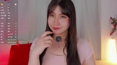 Snapshot of uwumary chatting on June 2026 01:05:01 AM Mary online show from June 2026 01:05:01 AM