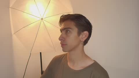 UYUKIE online show from September 2025 12:06:01 PM