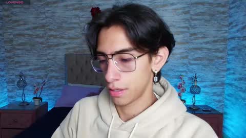 UYUKIE online show from March 2026 01:21:01 AM