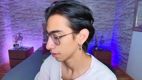 UYUKIE online show from April 2026 02:45:02 AM