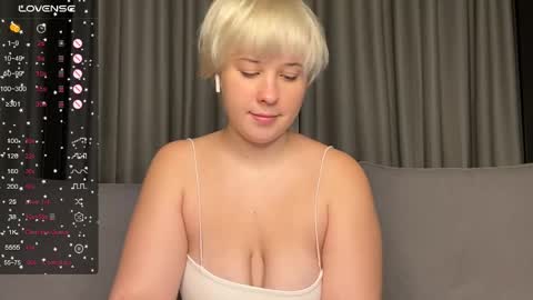 Snapshot of vaeeeliixx chatting on May 2026 07:59:02 PM eva online show from May 2026 07:59:02 PM