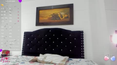 Vahiolet smith online show from December 2025 03:14:02 AM