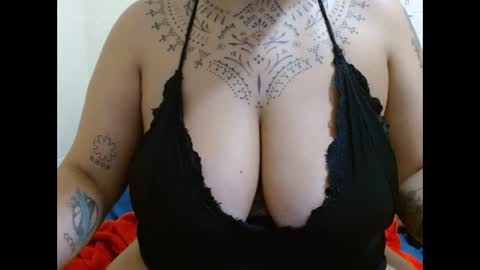 Vah Oliver online show from March 2025 01:04:02 AM