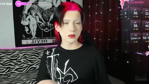 Snapshot of vailyreb chatting on January 2025 04:43:01 AM Marin online show from January 2025 04:43:01 AM