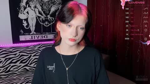 Snapshot of vailyreb chatting on February 2025 01:11:02 PM Marin online show from February 2025 01:11:02 PM