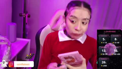 Vainilla Independent model online show from February 2025 11:20:01 PM