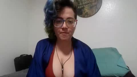 Snapshot of valarieak chatting on October 2025 07:25:01 AM valarieak online show from October 2025 07:25:01 AM