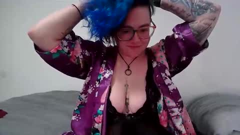 Snapshot of valarieak chatting on March 2026 01:38:01 AM valarieak online show from March 2026 01:38:01 AM