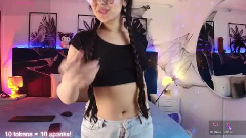 Tifanny  online show from October 2025 07:56:02 PM