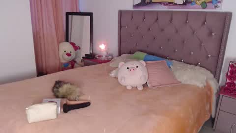 Snapshot of valen_brown chatting on October 2025 10:34:02 AM Valentina online show from October 2025 10:34:02 AM