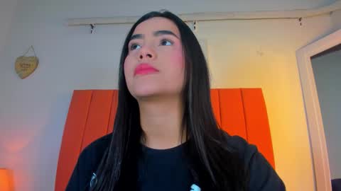 VALENTINA  3 online show from December 2025 12:11:02 PM