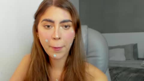 Snapshot of valenjonex chatting on January 2025 08:47:01 PM Angela online show from January 2025 08:47:01 PM