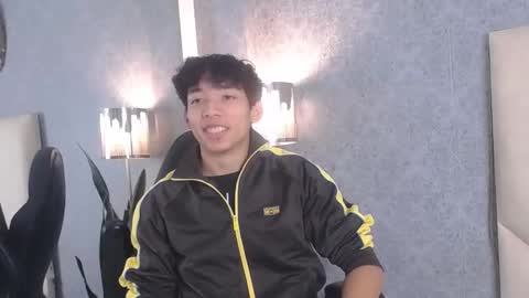 Valenor online show from October 2025 02:43:02 AM