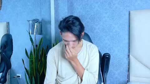 Valenor online show from October 2025 05:41:02 AM