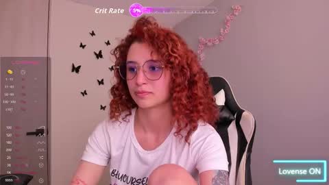 Snapshot of valent_27 chatting on March 2026 08:03:01 PM Valentina online show from March 2026 08:03:01 PM