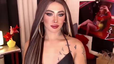 Snapshot of valentina_goddess_tsxxx chatting on January 2025 06:40:01 AM Amanda online show from January 2025 06:40:01 AM