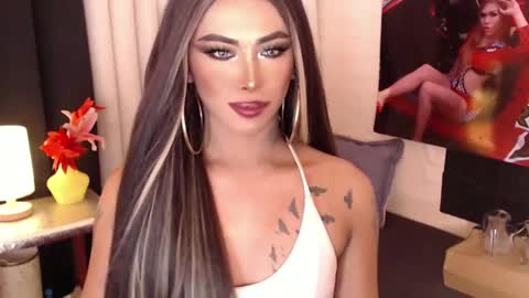 Snapshot of valentina_goddess_tsxxx chatting on January 2025 03:05:02 AM Amanda online show from January 2025 03:05:02 AM