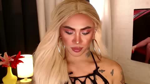 Snapshot of valentina_goddess_tsxxx chatting on January 2025 05:26:02 AM Amanda online show from January 2025 05:26:02 AM