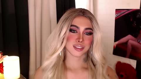 Snapshot of valentina_goddess_tsxxx chatting on February 2025 01:15:02 AM Amanda online show from February 2025 01:15:02 AM