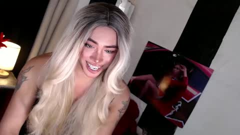 Snapshot of valentina_goddess_tsxxx chatting on February 2025 09:04:01 AM Amanda online show from February 2025 09:04:01 AM