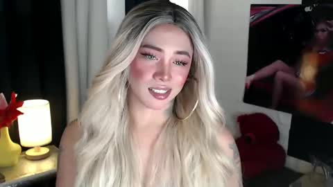 Snapshot of valentina_goddess_tsxxx chatting on February 2025 12:59:02 AM Amanda online show from February 2025 12:59:02 AM