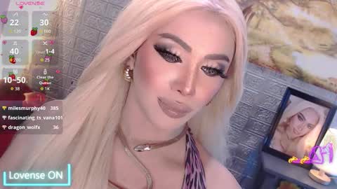 Snapshot of valentina_goddess_tsxxx chatting on November 2025 06:13:01 PM Amanda online show from November 2025 06:13:01 PM