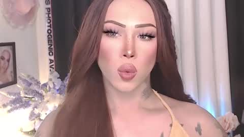 Snapshot of valentina_goddess_tsxxx chatting on March 2026 08:52:01 AM Amanda online show from March 2026 08:52:01 AM