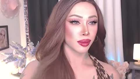 Snapshot of valentina_goddess_tsxxx chatting on March 2026 10:02:02 PM Amanda online show from March 2026 10:02:02 PM