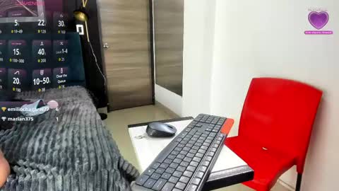 Snapshot of valentina_herrrera chatting on April 2026 05:28:01 PM valentina_herrrera online show from April 2026 05:28:01 PM