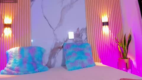 Valentina online show from September 2025 03:08:01 AM