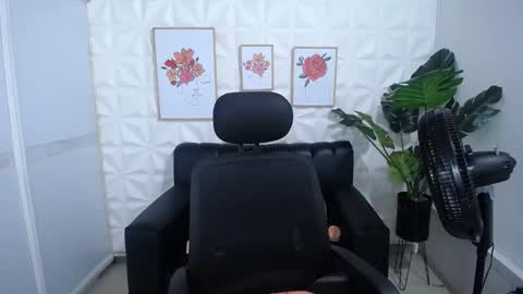 Valentina  online show from March 2025 07:05:02 AM