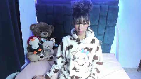 valentinaklean1 online show from February 2026 05:49:01 AM