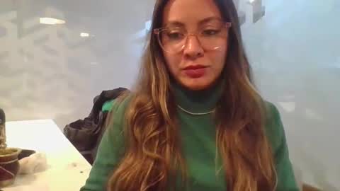 valentinaseleni24 online show from May 2026 07:54:02 PM
