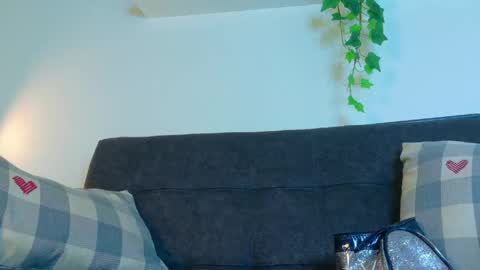 Snapshot of valentinawolf__ chatting on April 2026 07:58:02 PM VALENTINA online show from April 2026 07:58:02 PM