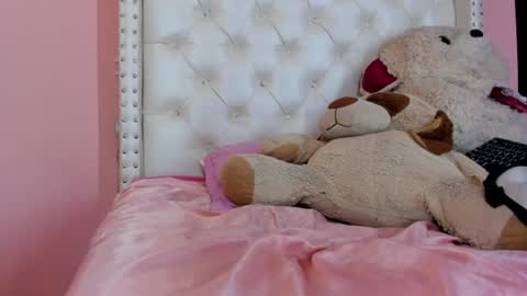 Snapshot of valentinee_xo chatting on July 2026 10:54:01 AM valentinee_xo online show from July 2026 10:54:01 AM