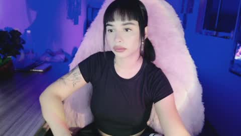 Snapshot of valentinna_5 chatting on June 2026 06:05:02 AM Danielle Please help me to reach 300 thumbs up online show from June 2026 06:05:02 AM
