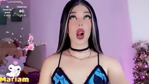 Snapshot of valentinne_marian chatting on December 2024 10:17:01 AM Marian online show from December 2024 10:17:01 AM