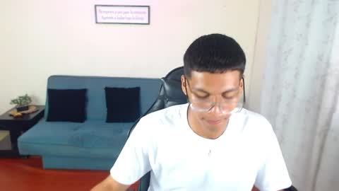 Valentino  online show from April 2026 09:50:02 PM