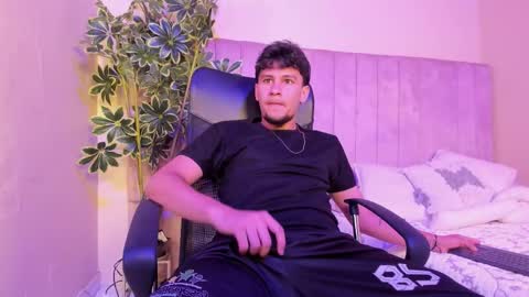 VALENTINO online show from February 2026 12:38:01 PM